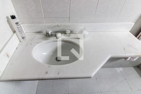 Casa de condomínio para alugar com 360m², 3 quartos e 4 vagasSuíte 1 - Banheiro