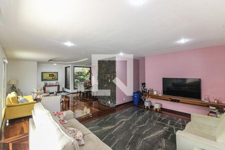 Sala de casa de condomínio para alugar com 3 quartos, 360m² em Vargem Pequena, Rio de Janeiro