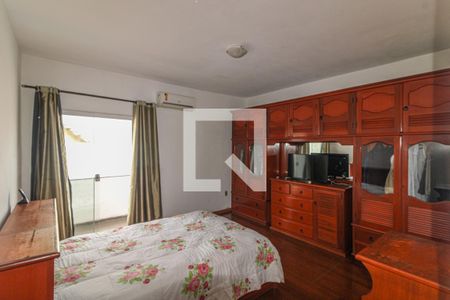 Casa de condomínio para alugar com 360m², 3 quartos e 4 vagasSuíte 1