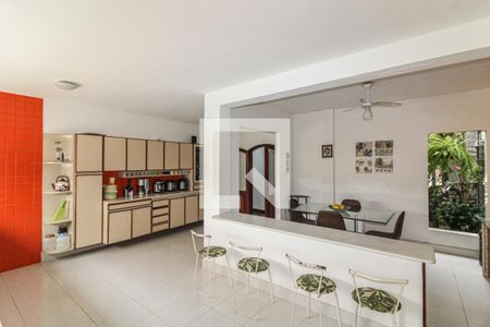 Casa de condomínio para alugar com 360m², 3 quartos e 4 vagasCozinha