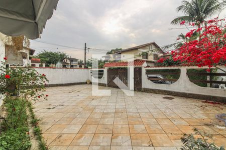 Casa de condomínio para alugar com 360m², 3 quartos e 4 vagasÁrea externa