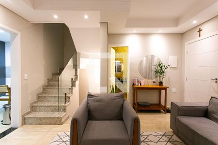 Sala de casa de condomínio à venda com 3 quartos, 200m² em Vila Esperança, São Paulo