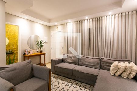 Sala de casa de condomínio à venda com 3 quartos, 200m² em Vila Esperança, São Paulo