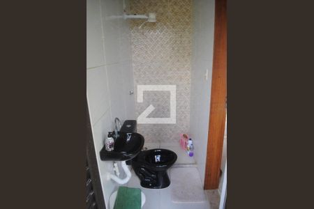 Casa de condomínio para alugar com 420m², 5 quartos e 3 vagasBanheiro de serviço