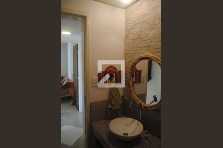 Casa de condomínio para alugar com 420m², 5 quartos e 3 vagasLavabo