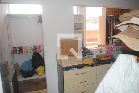 Casa de condomínio para alugar com 420m², 5 quartos e 3 vagasCloset