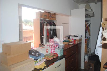 Casa de condomínio para alugar com 420m², 5 quartos e 3 vagasCloset