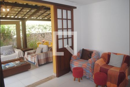 Casa de condomínio para alugar com 420m², 5 quartos e 3 vagasSala de TV