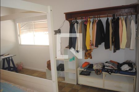 Casa de condomínio para alugar com 420m², 5 quartos e 3 vagasQuarto 2