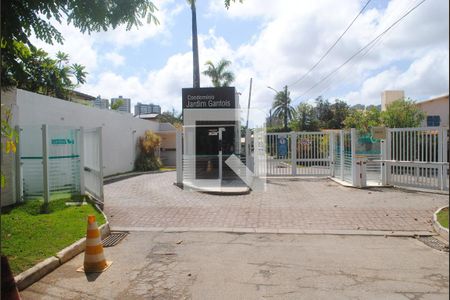 Casa de condomínio para alugar com 420m², 5 quartos e 3 vagasFachada