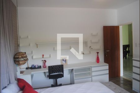 Casa de condomínio para alugar com 420m², 5 quartos e 3 vagasQuarto 1