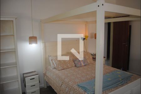 Casa de condomínio para alugar com 420m², 5 quartos e 3 vagasQuarto 2