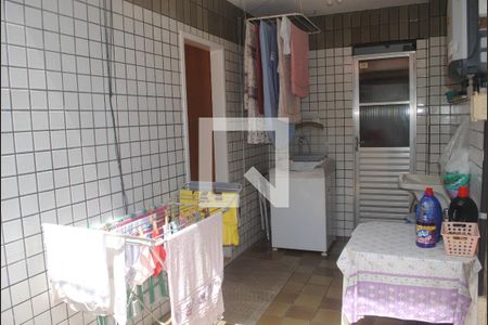 Casa de condomínio para alugar com 420m², 5 quartos e 3 vagasc