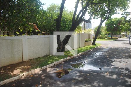 Casa de condomínio para alugar com 420m², 5 quartos e 3 vagasVista da Rua