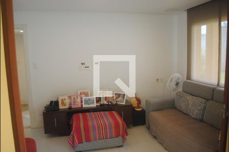 Casa de condomínio para alugar com 420m², 5 quartos e 3 vagasSala de TV