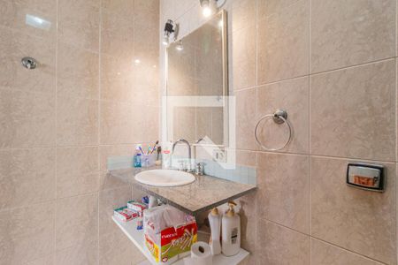 Casa à venda com 224m², 5 quartos e 3 vagasBanheiro