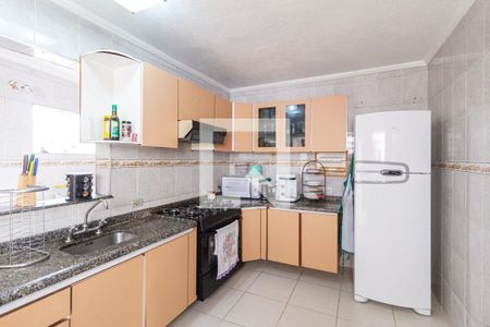 Casa à venda com 224m², 5 quartos e 3 vagasCozinha e área de serviço