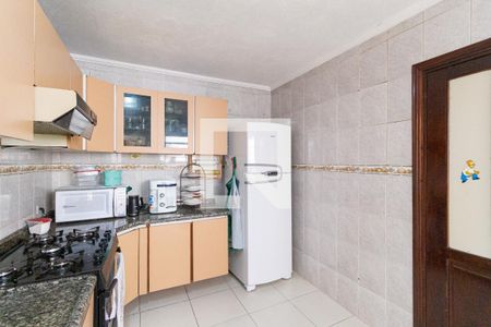 Casa à venda com 224m², 5 quartos e 3 vagasCozinha e área de serviço