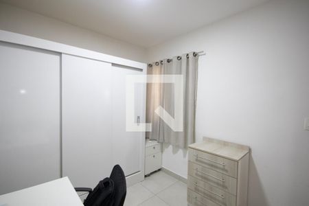 Casa de condomínio à venda com 54m², 3 quartos e 1 vagaQuarto 2