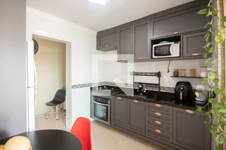 Cozinha de casa de condomínio à venda com 3 quartos, 54m² em Parque Vitória, São Paulo