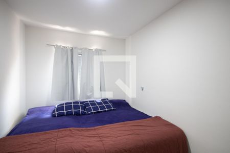 Casa de condomínio à venda com 54m², 3 quartos e 1 vagaQuarto