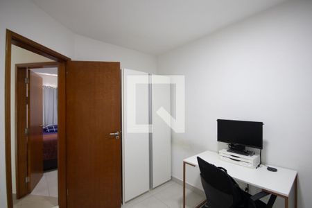 Casa de condomínio à venda com 54m², 3 quartos e 1 vagaQuarto 2