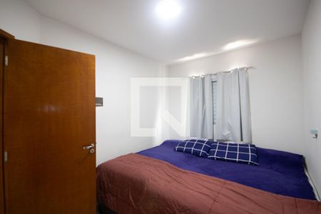Casa de condomínio à venda com 54m², 3 quartos e 1 vagaQuarto