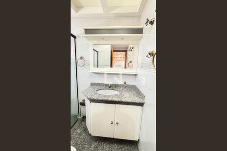 Apartamento à venda com 150m², 3 quartos e 2 vagas Apartamento à venda com 150m², 3 quartos e 2 vagasBanheiro da Suíte 3