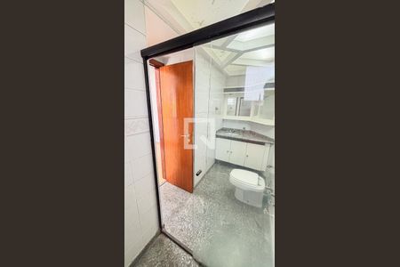 Apartamento à venda com 150m², 3 quartos e 2 vagas Apartamento à venda com 150m², 3 quartos e 2 vagasBanheiro da Suíte 2