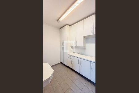 Apartamento à venda com 150m², 3 quartos e 2 vagas Apartamento à venda com 150m², 3 quartos e 2 vagasDispensa - Area de Serviço