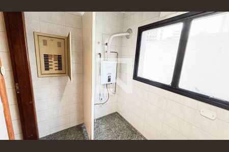 Apartamento à venda com 150m², 3 quartos e 2 vagas Apartamento à venda com 150m², 3 quartos e 2 vagasÁrea de Serviço