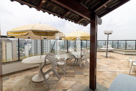 Apartamento à venda com 150m², 3 quartos e 2 vagasÁrea comum - Churrasqueira