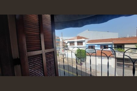 Casa à venda com 298m², 4 quartos e 4 vagas Casa à venda com 298m², 4 quartos e 4 vagasVaranda Quarto 3