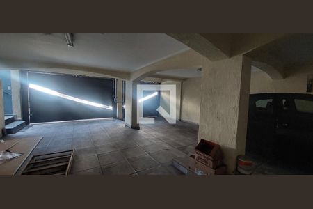 Casa à venda com 298m², 4 quartos e 4 vagas Casa à venda com 298m², 4 quartos e 4 vagasGaragem