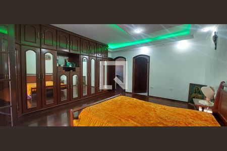 Quarto 1 suíte de casa à venda com 4 quartos, 298m² em Vila Scarpelli, Santo André