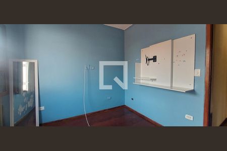 Casa à venda com 298m², 4 quartos e 4 vagas Casa à venda com 298m², 4 quartos e 4 vagasQuarto 4