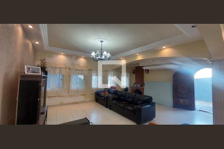 Sala de casa à venda com 4 quartos, 298m² em Vila Scarpelli, Santo André