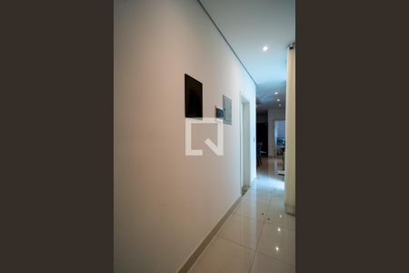Casa para alugar com 301m², 3 quartos e 4 vagasCorredor