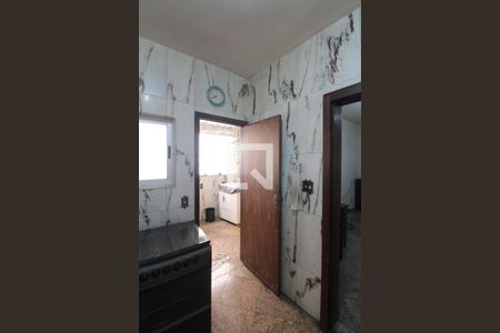 Apartamento à venda com 130m², 4 quartos e 2 vagasCozinha