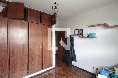 Apartamento à venda com 130m², 4 quartos e 2 vagasQuarto 1