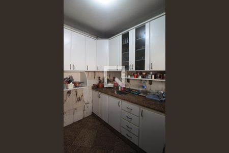 Apartamento à venda com 130m², 4 quartos e 2 vagasCozinha