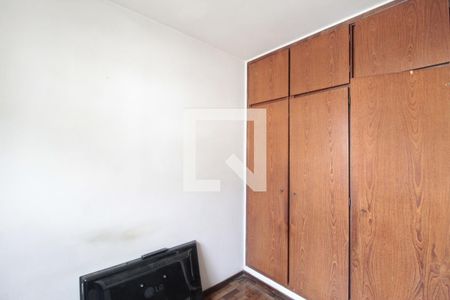 Apartamento à venda com 130m², 4 quartos e 2 vagasQuarto 2