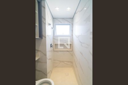 Apartamento à venda com 66m², 2 quartos e 1 vagaBanheiro da Suíte Detalhe