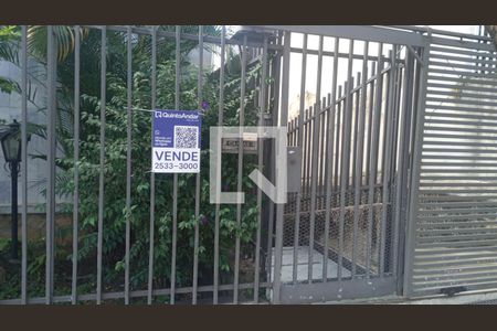 Apartamento à venda com 70m², 2 quartos e 1 vaga Apartamento à venda com 70m², 2 quartos e 1 vagaFachada