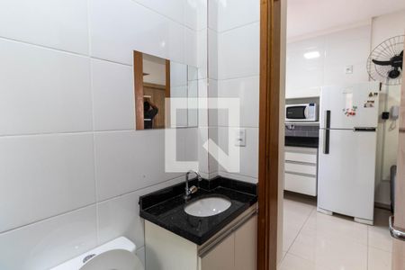 Apartamento para alugar com 43m², 2 quartos e sem vaga Apartamento para alugar com 43m², 2 quartos e sem vagaBanheiro