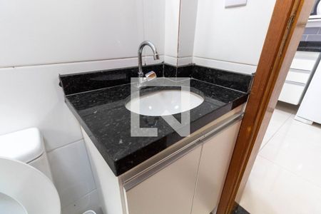 Apartamento para alugar com 43m², 2 quartos e sem vaga Apartamento para alugar com 43m², 2 quartos e sem vagaBanheiro