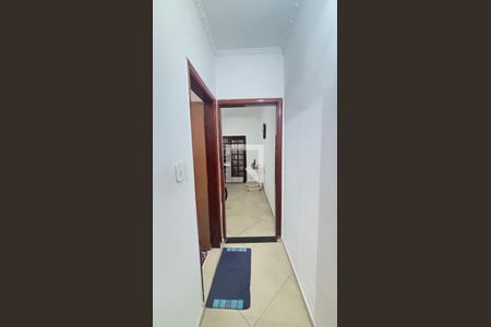 Casa para alugar com 196m², 3 quartos e 3 vagasCorredor