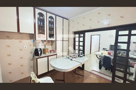 Casa para alugar com 196m², 3 quartos e 3 vagasCozinha