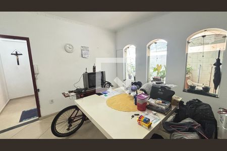 Casa para alugar com 196m², 3 quartos e 3 vagasCopa