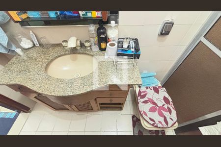 Casa para alugar com 196m², 3 quartos e 3 vagasBanheiro